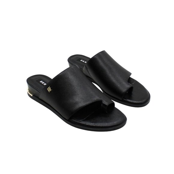 dkny daz flat sandals